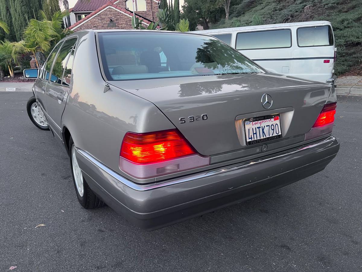 S320-mercedes-1996-2