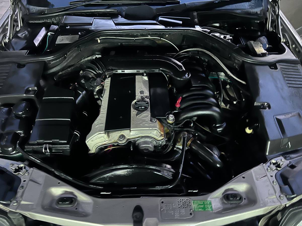 S320-mercedes-1996-23