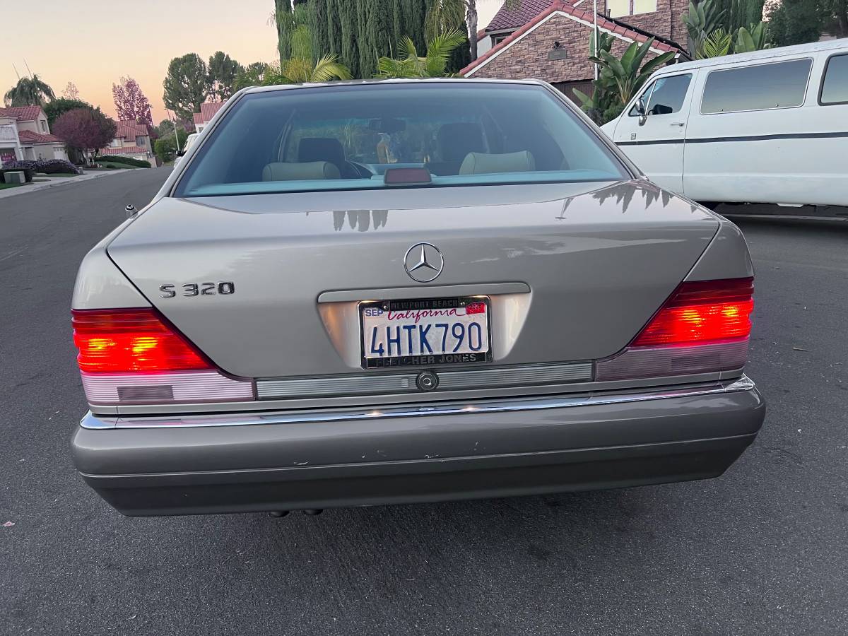 S320-mercedes-1996-7