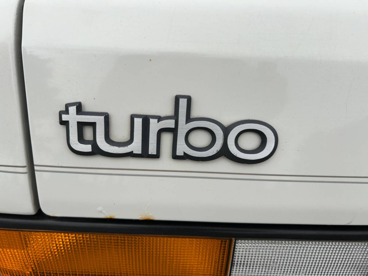 Saab-900-turbo-convertible-1989-white-9