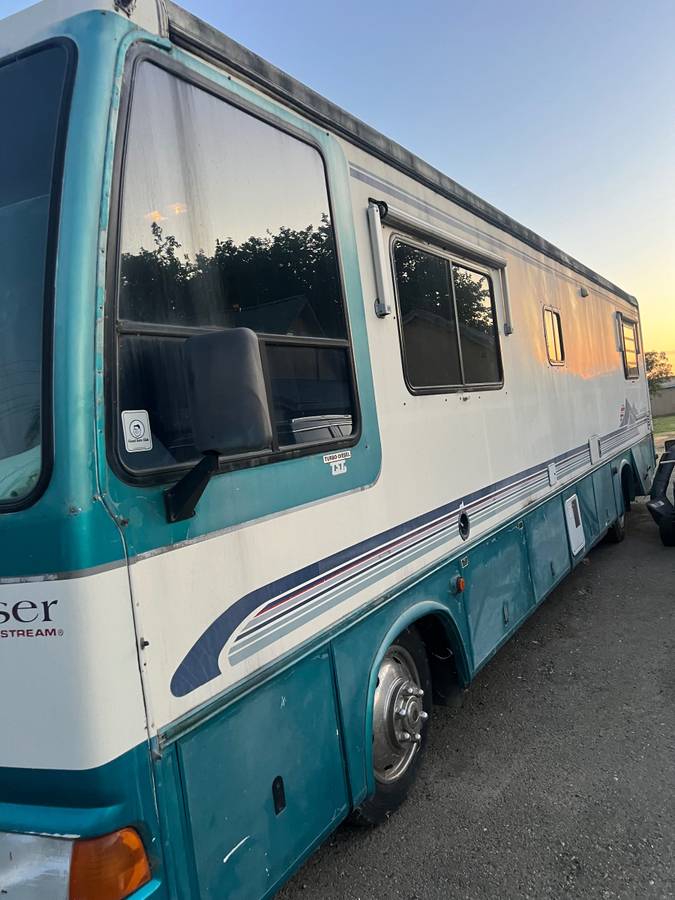 Scenic-cruiser-diesel-1996-blue-11