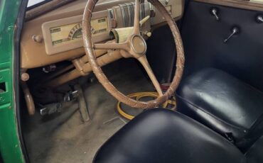 Sedan-delivery-1940-green-1