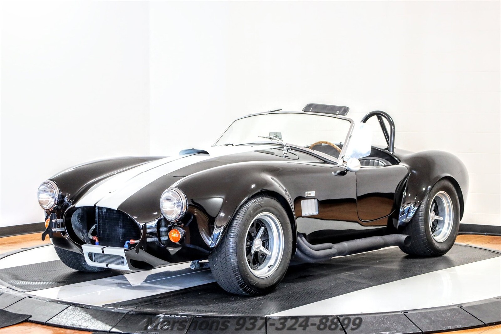 Shelby-All-Models-1965-Roadster