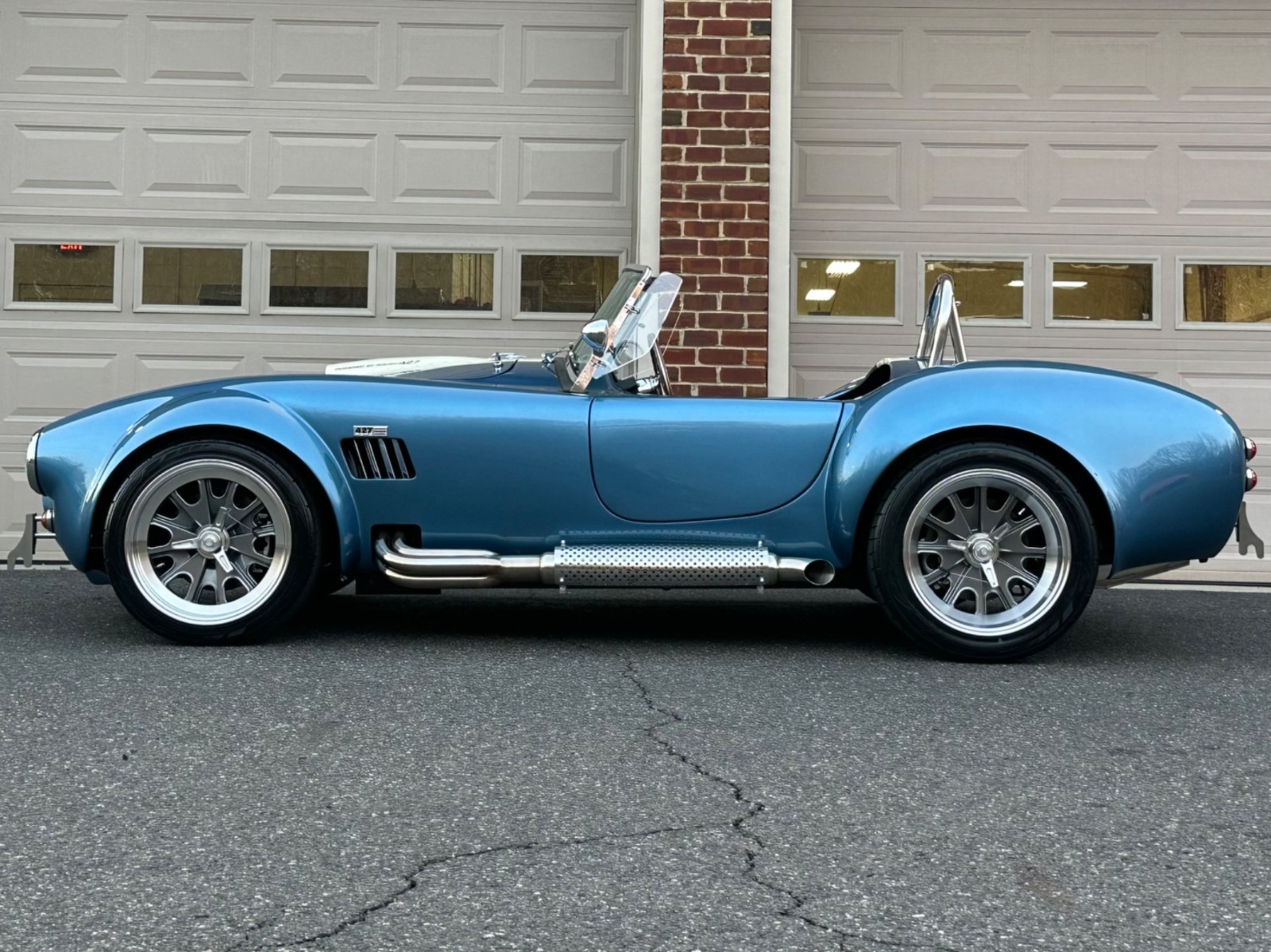 Shelby-Cobra-1965-6