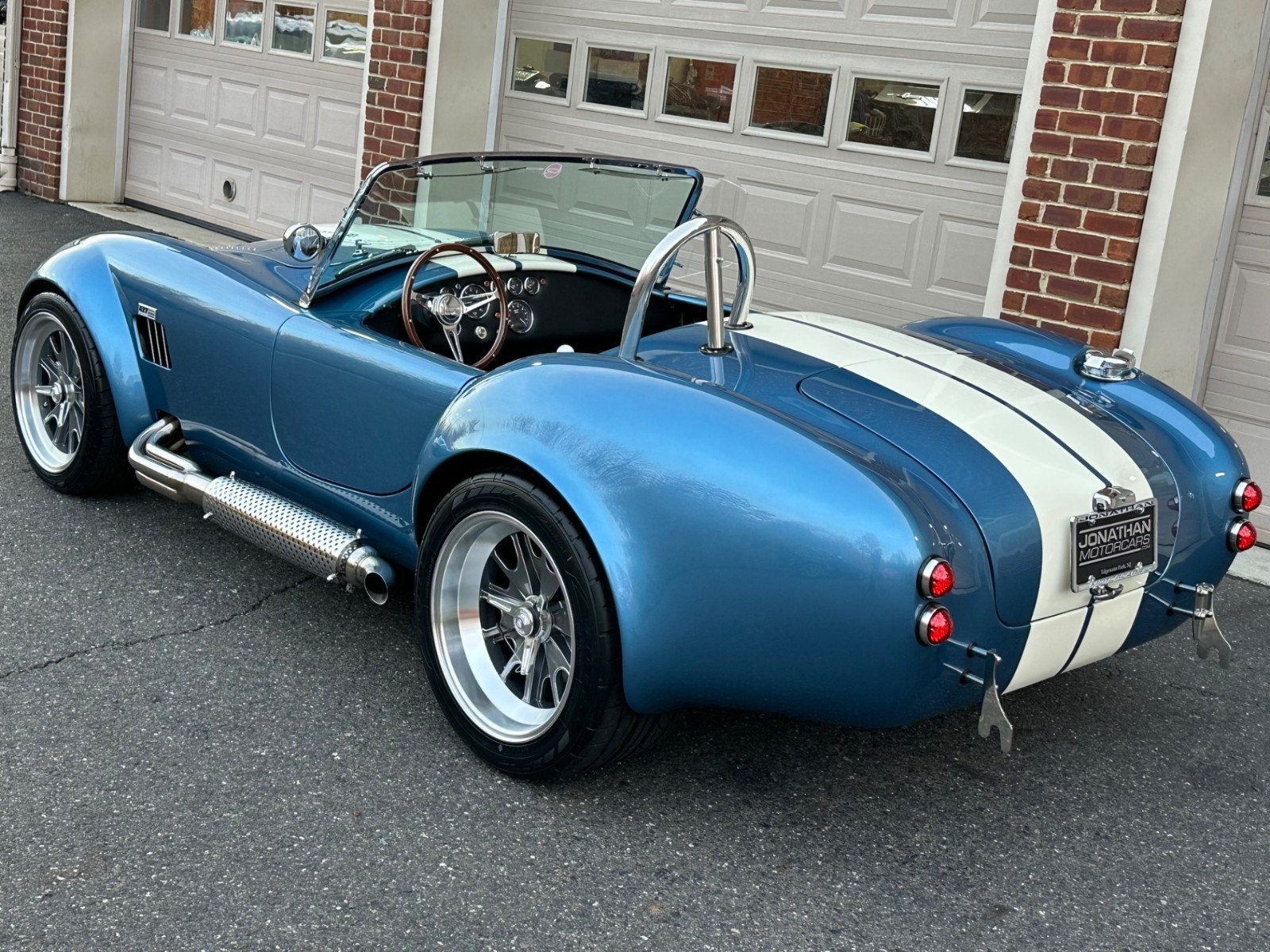 Shelby-Cobra-1965-8