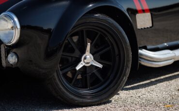 Shelby-Cobra-1965-Convertible-23