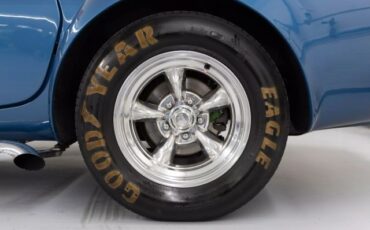 Shelby-Cobra-1965-Convertible-24