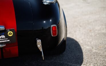 Shelby-Cobra-1965-Convertible-25