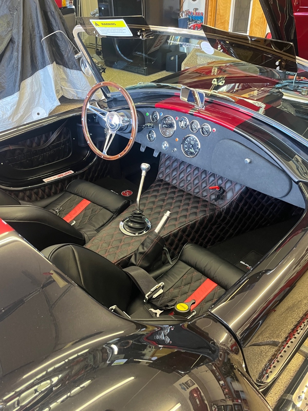 Shelby-Cobra-1965-Convertible-26