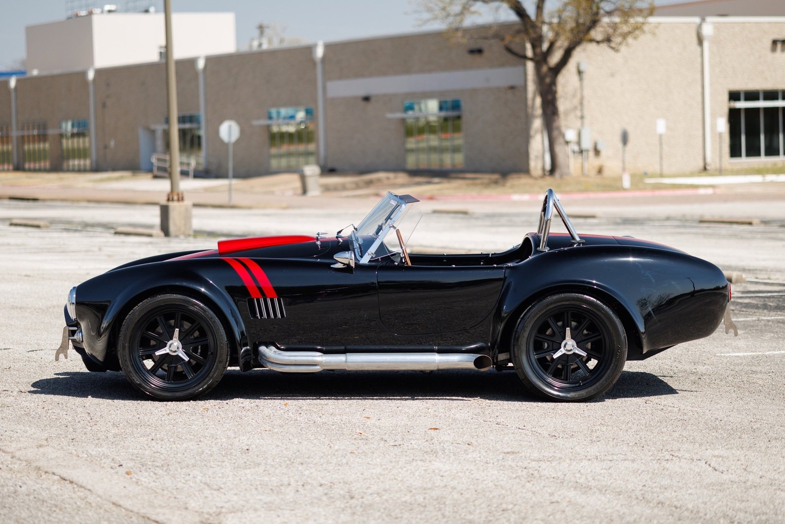 Shelby-Cobra-1965-Convertible-27