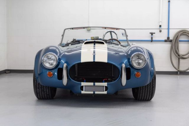 Shelby-Cobra-1965-Convertible-3