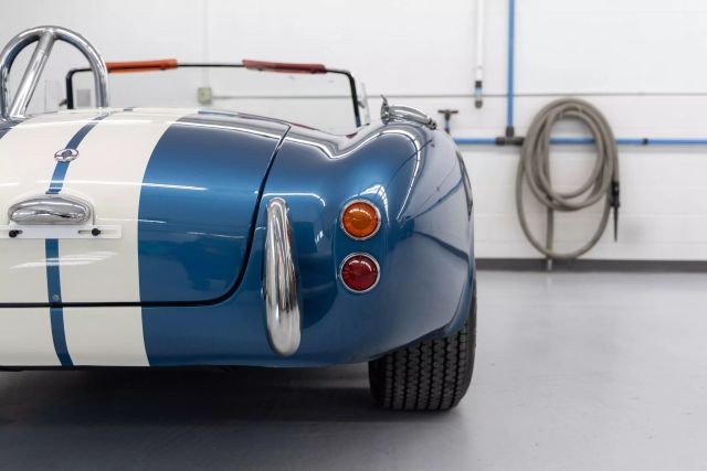 Shelby-Cobra-1965-Convertible-34