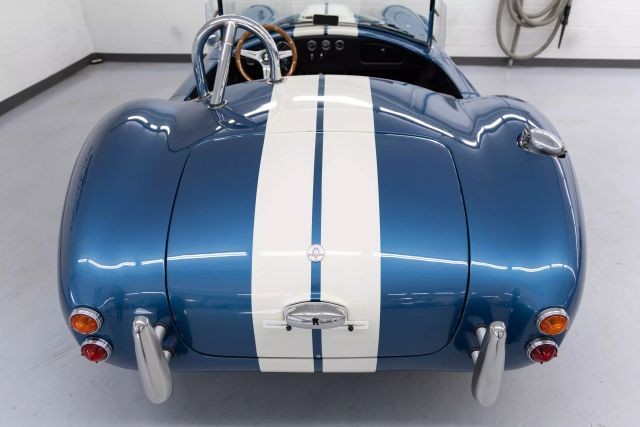 Shelby-Cobra-1965-Convertible-36