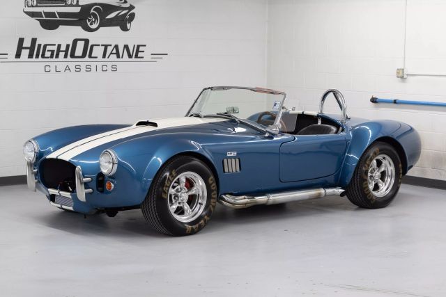 Shelby-Cobra-1965-Convertible