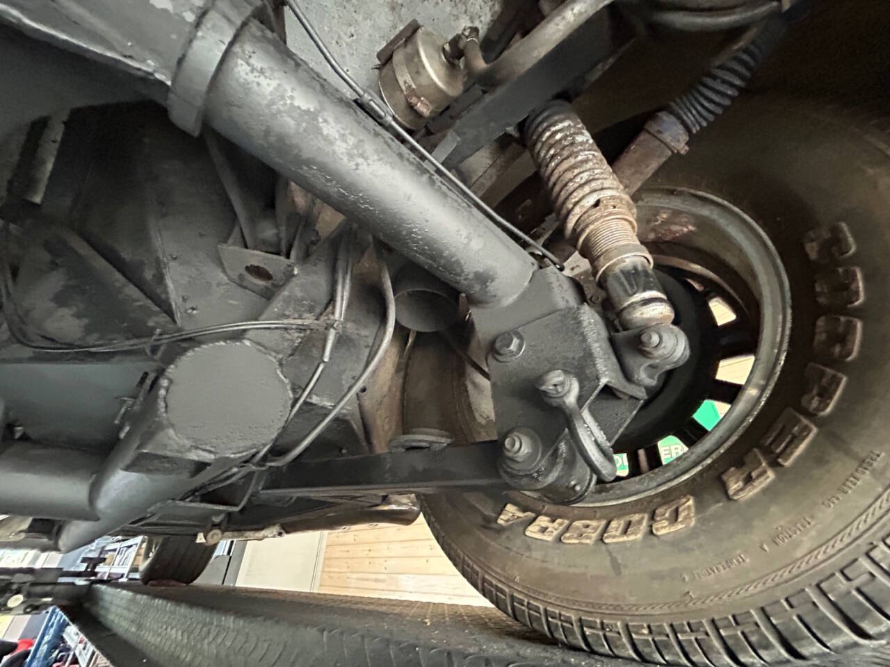 Shelby-Cobra-1965-Sedan-28