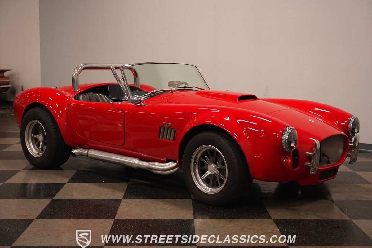 Shelby-Cobra-1966-Roadster-19
