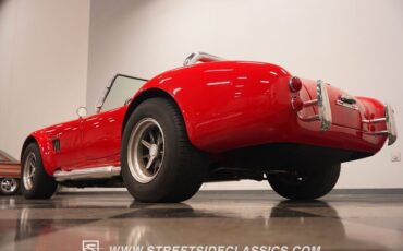 Shelby-Cobra-1966-Roadster-27