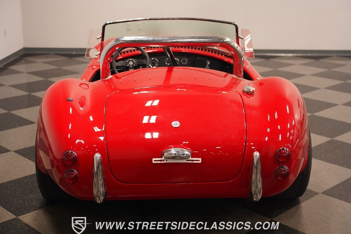 Shelby-Cobra-1966-Roadster-28