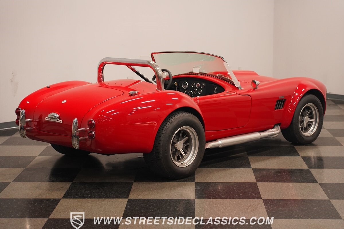 Shelby-Cobra-1966-Roadster-29