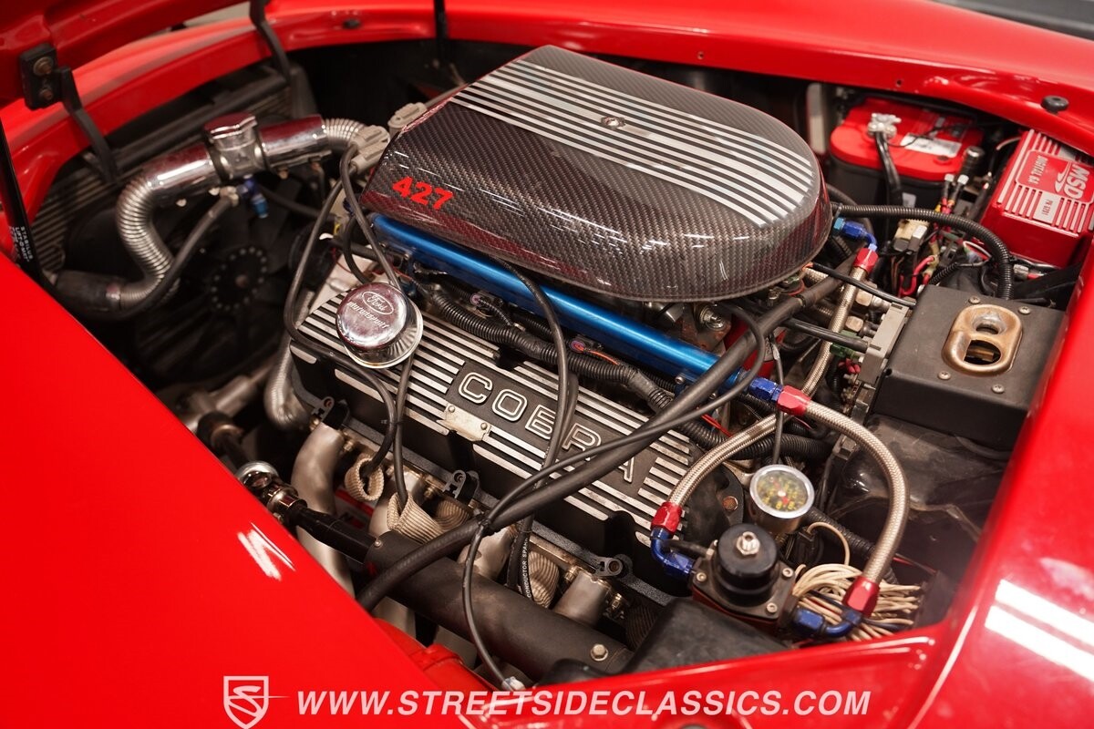 Shelby-Cobra-1966-Roadster-37