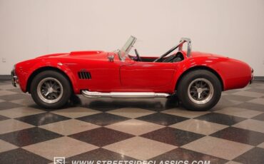 Shelby-Cobra-1966-Roadster-9
