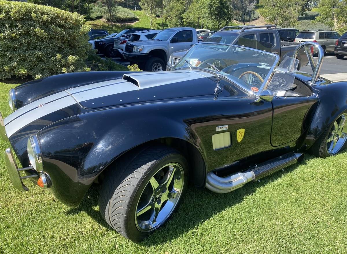 Shelby-cobra-replica-1965-black-111