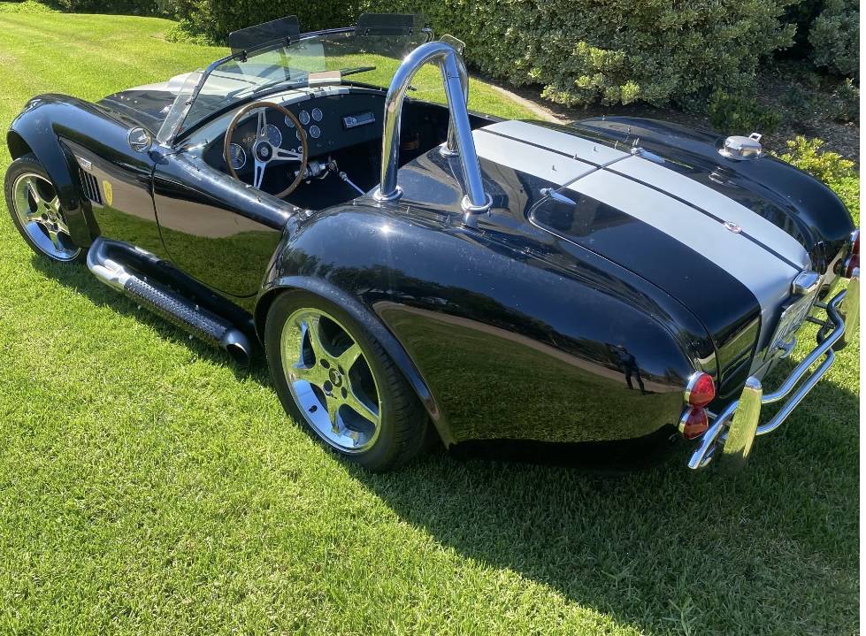 Shelby-cobra-replica-1965-black-29