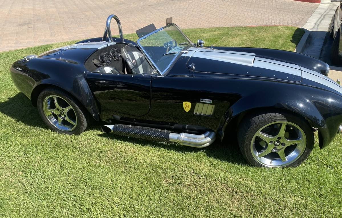 Shelby-cobra-replica-1965-black-55