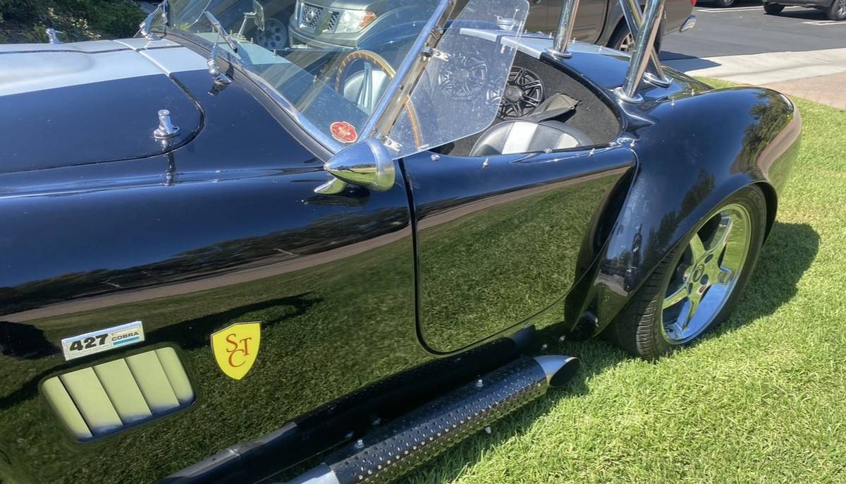 Shelby-cobra-replica-1965-black-63