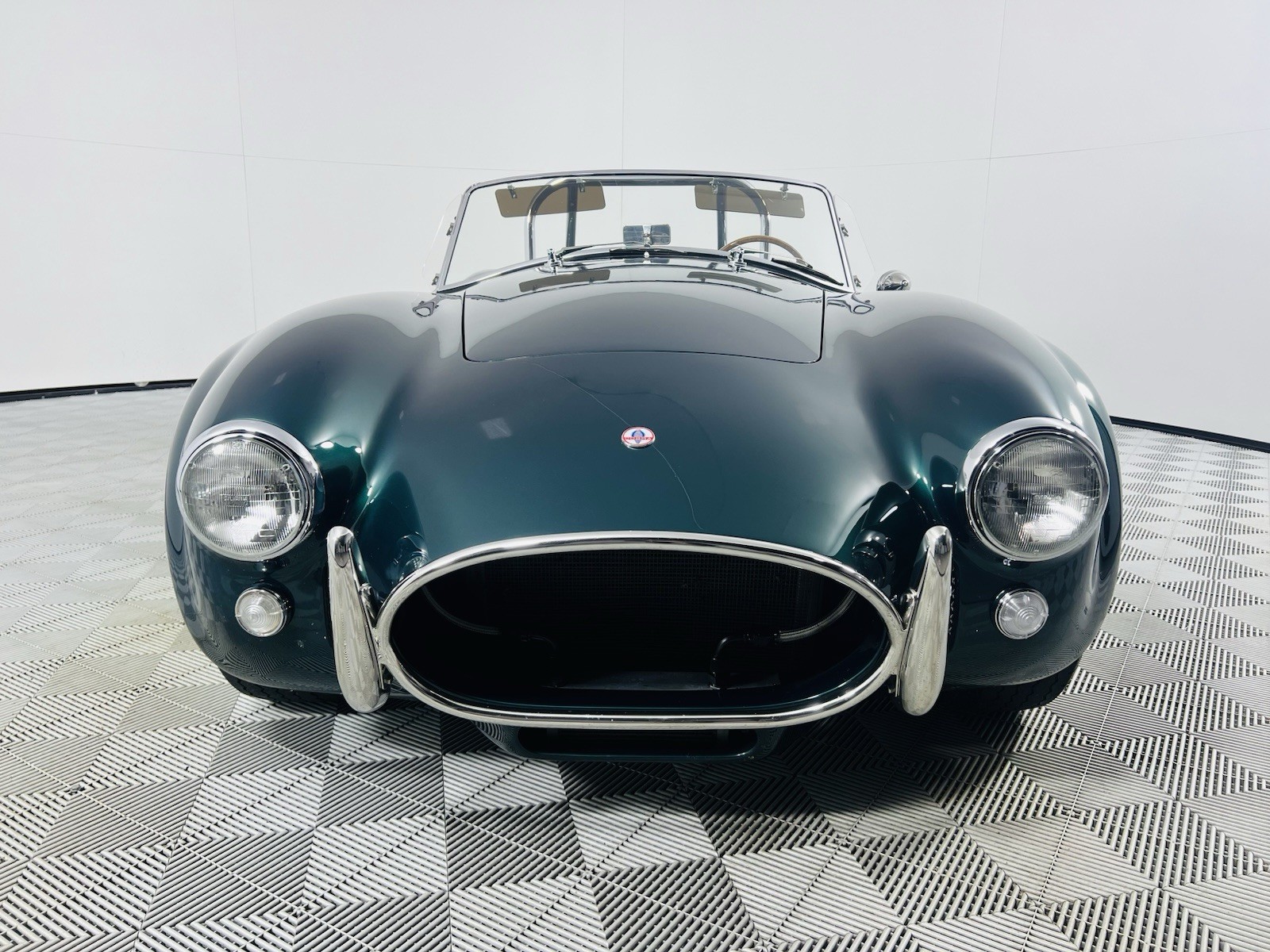 Shelby-shelby-cobra-427-super-performance-1965-Coupe-11
