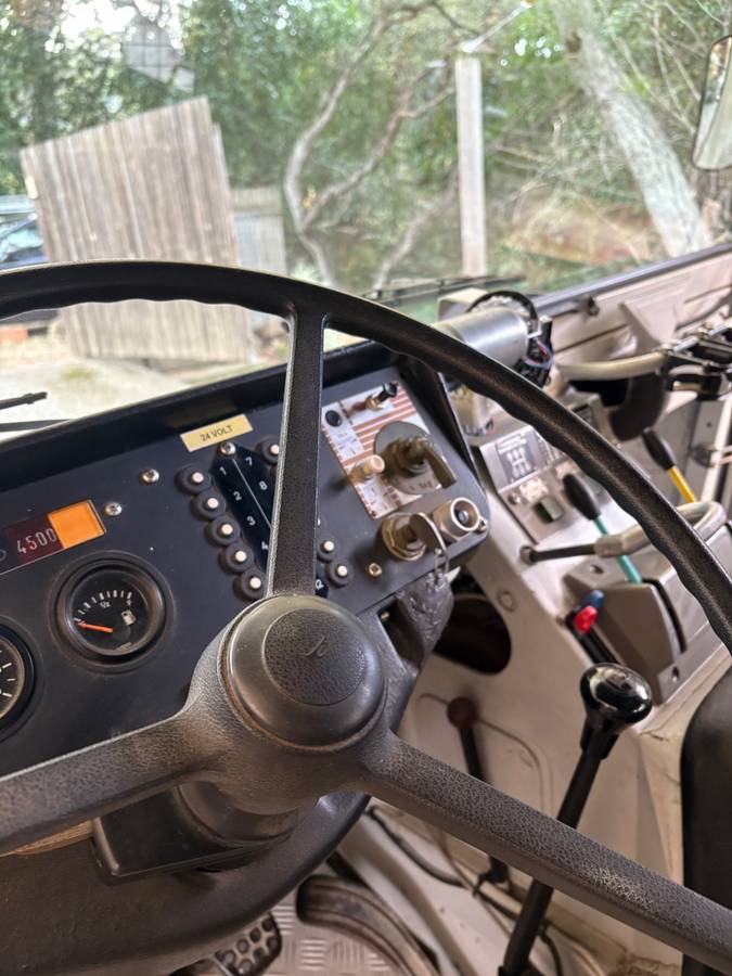 Steyr-puch-pinzgauer-1975-white-12