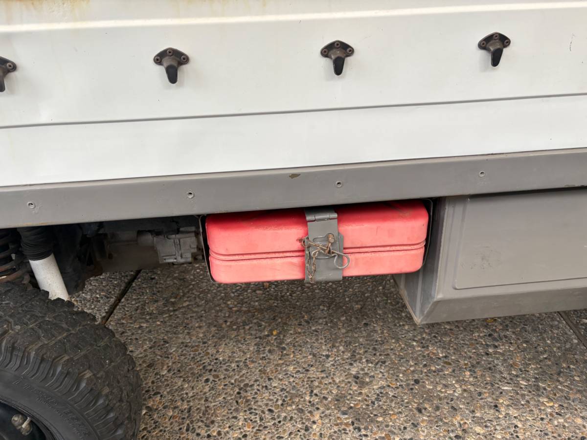 Steyr-puch-pinzgauer-1975-white-14