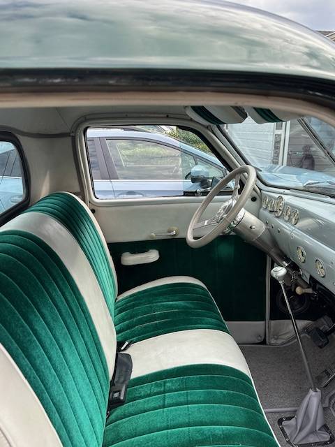 Studebaker-1946-green-2