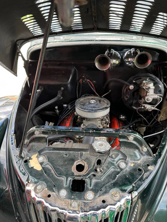 Studebaker-1946-green-5