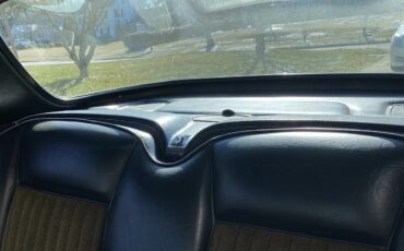 Studebaker-Avanti-1963-White-Black-16