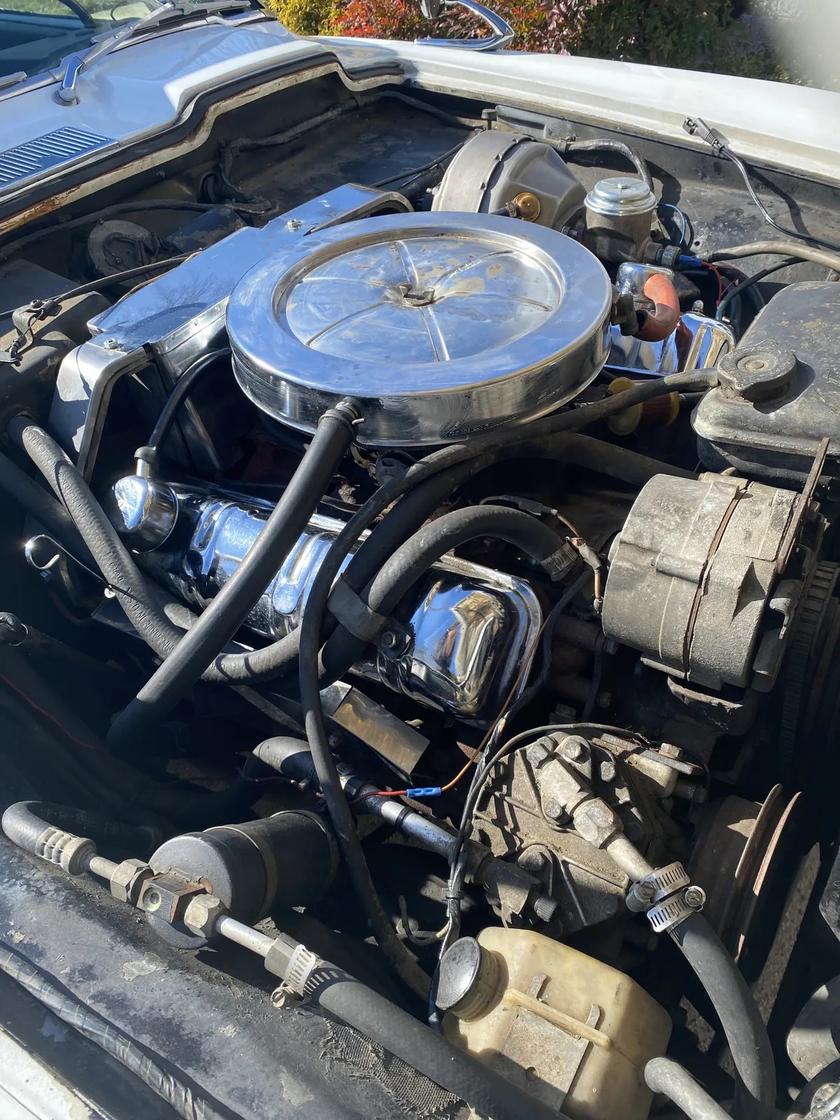 Studebaker-Avanti-1963-White-Black-18