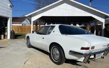 Studebaker-Avanti-1963-White-Black-8