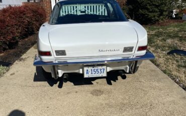 Studebaker-Avanti-1963-White-Black-9