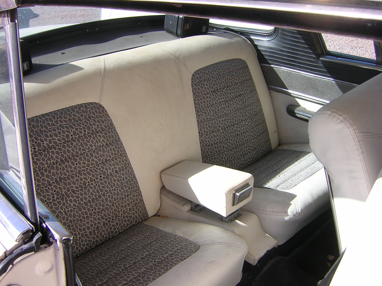 Studebaker-Golden-Hawk-1957-Hardtop-18