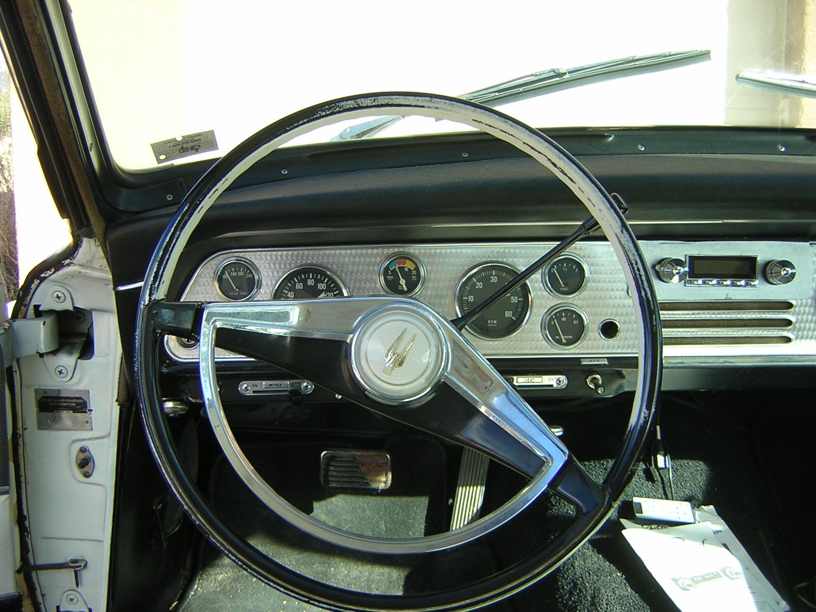Studebaker-Golden-Hawk-1957-Hardtop-22