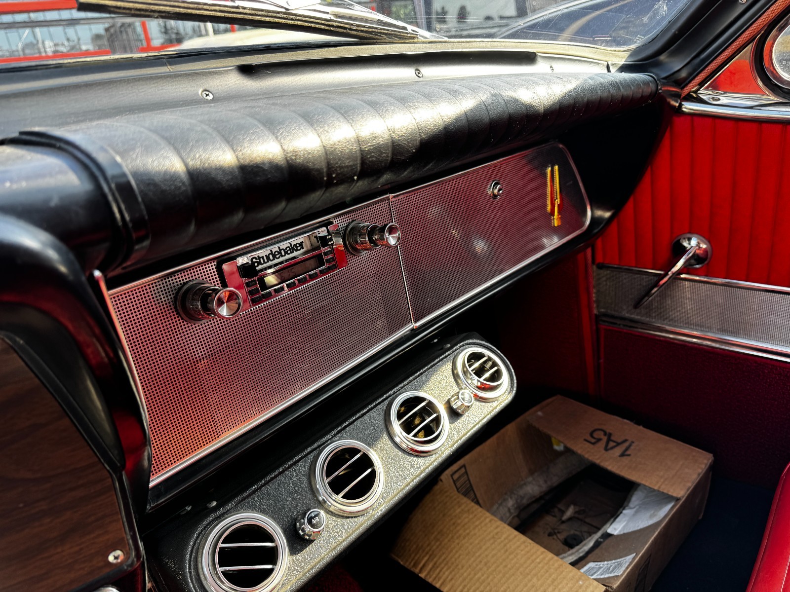 Studebaker-Gran-Turismo-1962-Coupe-26