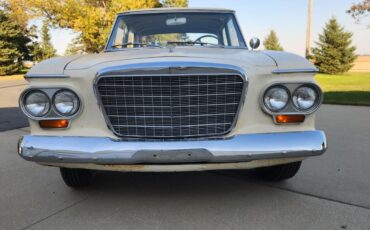 Studebaker-Lark-1963-Sedan-2