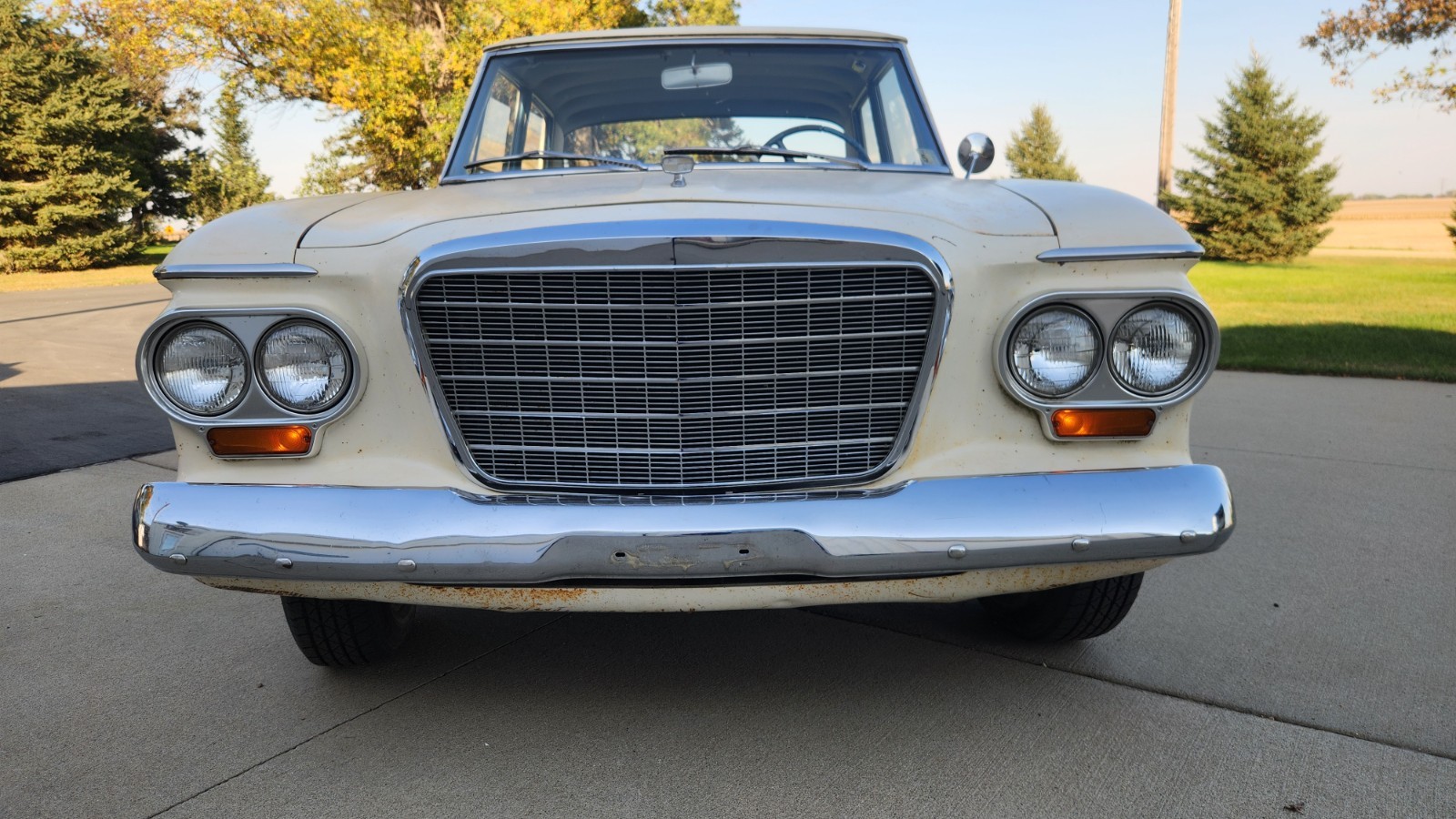 Studebaker-Lark-1963-Sedan-2