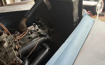 Studebaker-President-1942-Grey-Tan-12