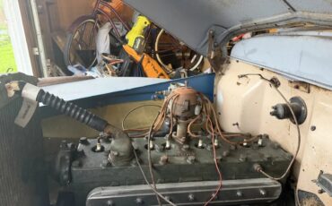 Studebaker-President-1942-Grey-Tan-3