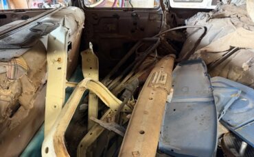 Studebaker-President-1942-Grey-Tan-4