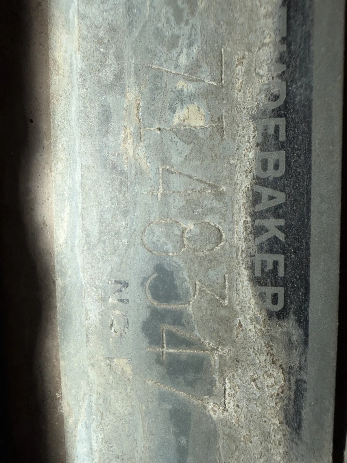 Studebaker-President-1942-Grey-Tan