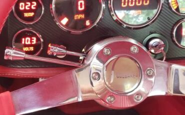 Studebaker-avanti-1976-1