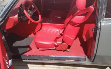 Studebaker-avanti-1976-14