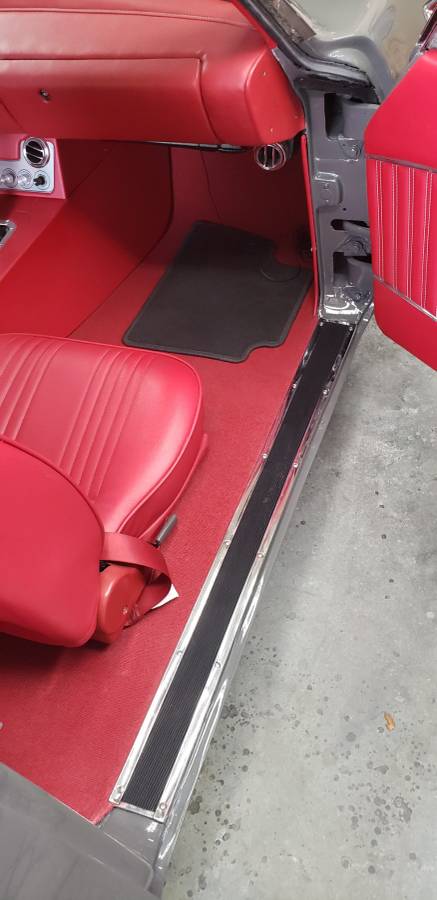 Studebaker-avanti-1976-15